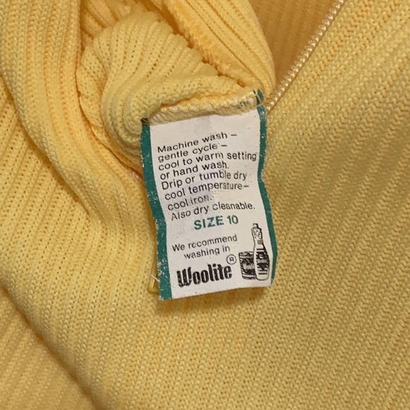 James Kenrob vintage women’s tank top. Yellow. Size 10 - Picture 4 of 4